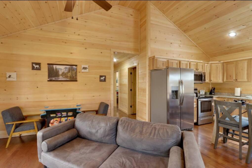 New Serene, Fun & Comfy Cabin- Covered Deck, Grill, Arcade Мерфі Екстер'єр фото