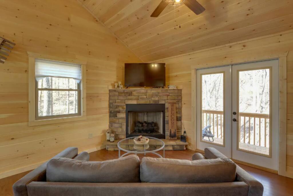 New Serene, Fun & Comfy Cabin- Covered Deck, Grill, Arcade Мерфі Екстер'єр фото