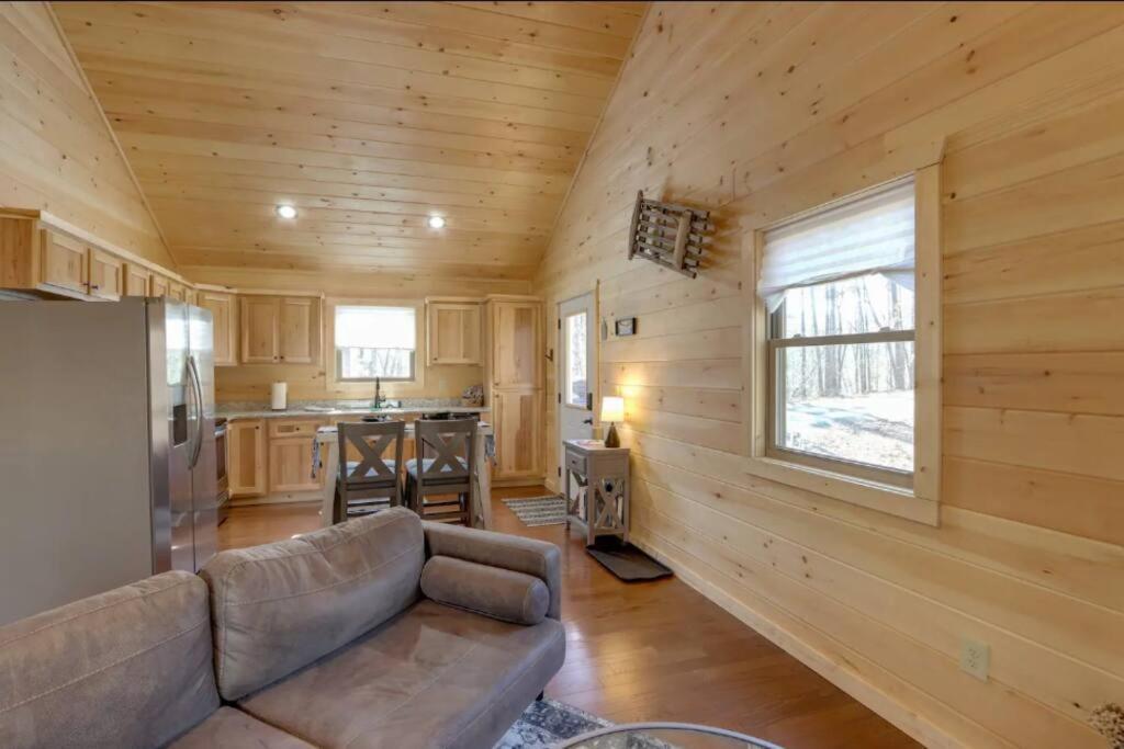 New Serene, Fun & Comfy Cabin- Covered Deck, Grill, Arcade Мерфі Екстер'єр фото