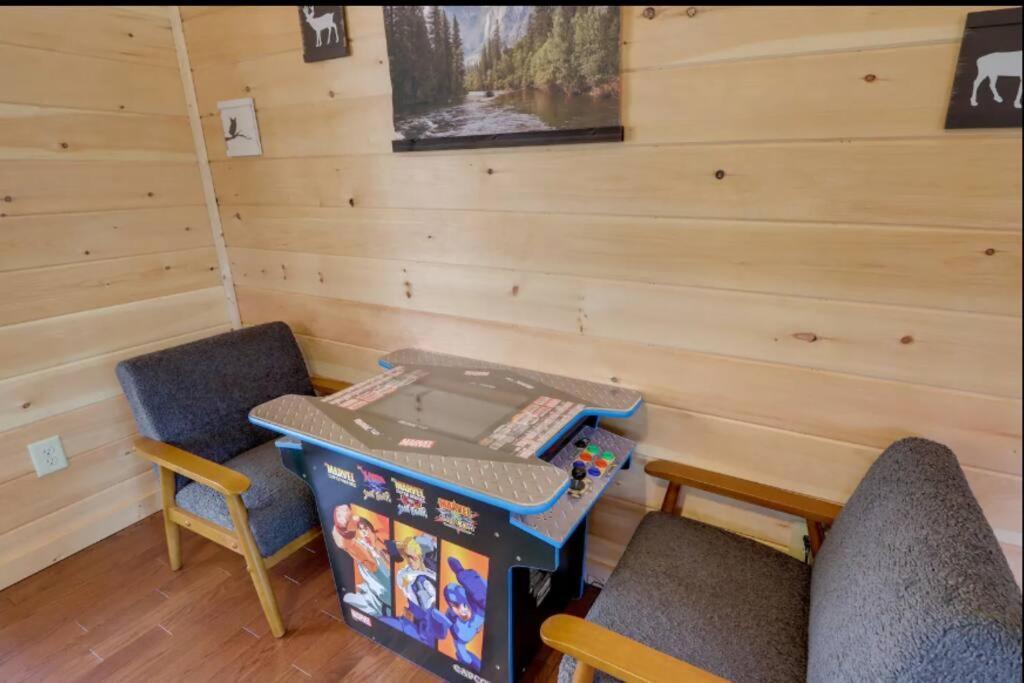 New Serene, Fun & Comfy Cabin- Covered Deck, Grill, Arcade Мерфі Екстер'єр фото