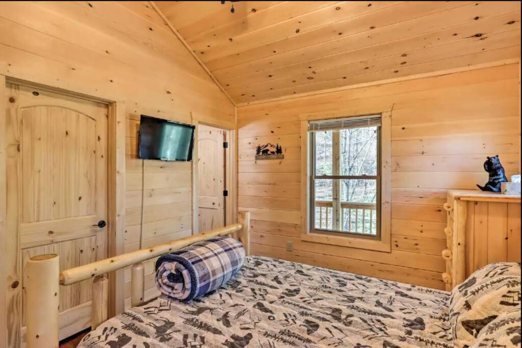New Serene, Fun & Comfy Cabin- Covered Deck, Grill, Arcade Мерфі Екстер'єр фото